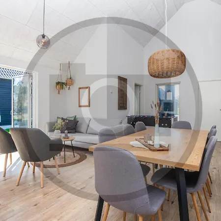 Cozy In With Wifi Glesborg